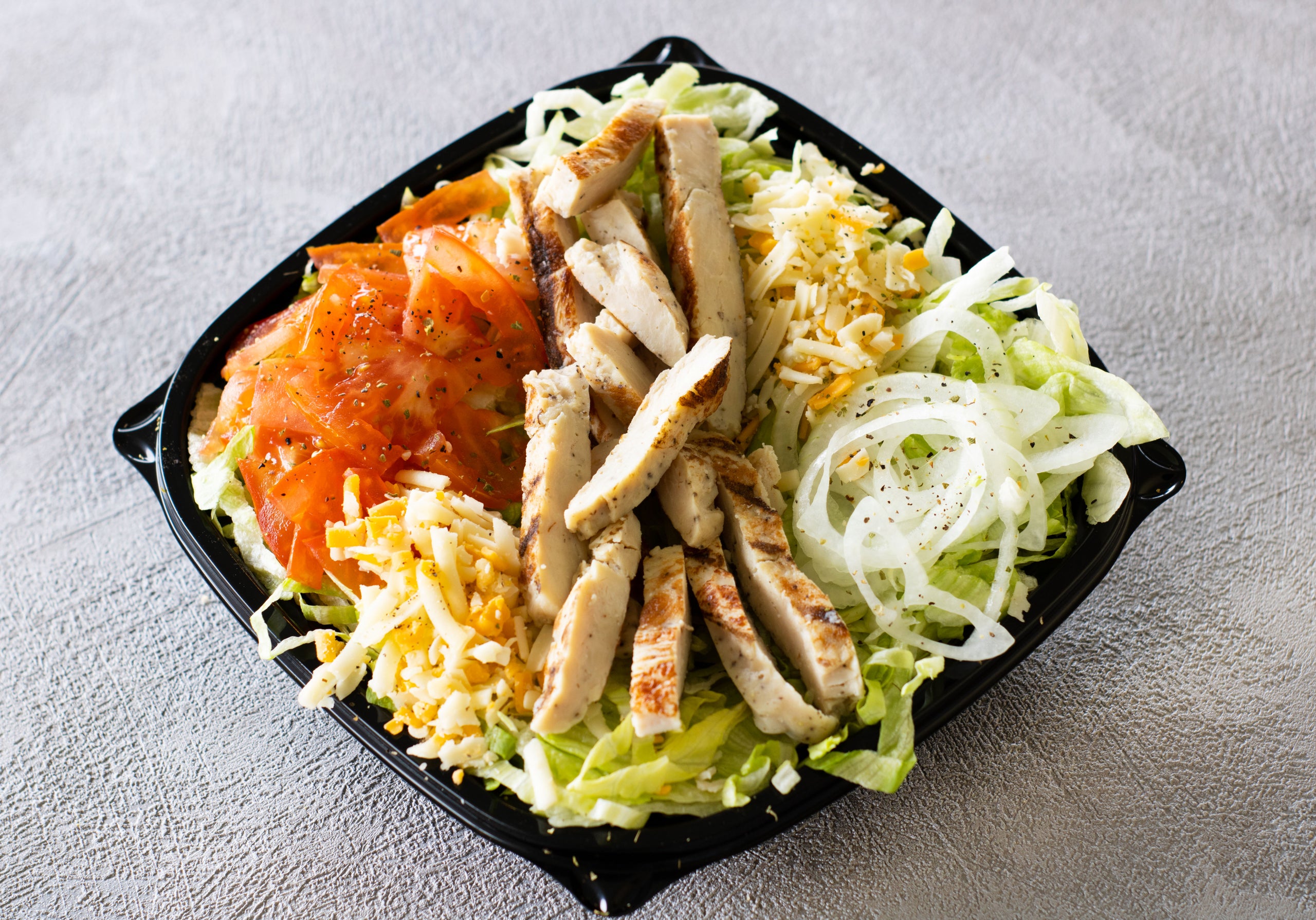 Grilled Polynesian Chicken Salad 